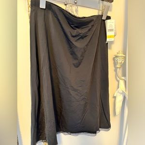 NATORI Benefit half slip